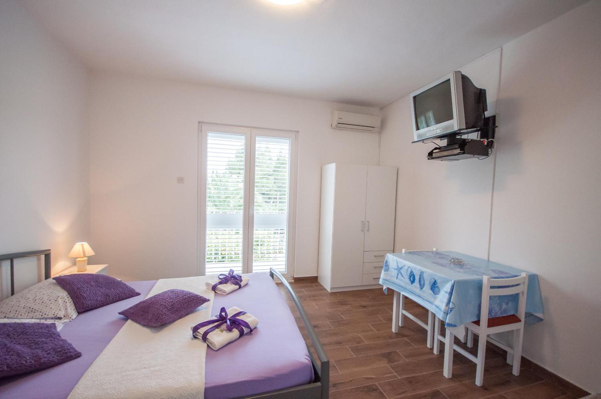 Apartments Srijemsi Mlini Værelse billede